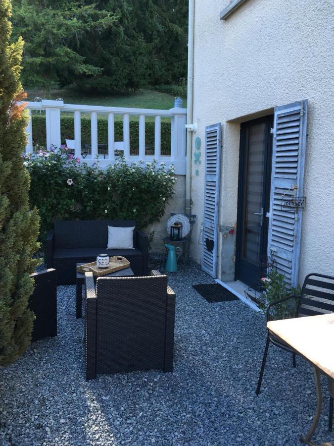 Appartamento Atelier Des Reves Vichy Esterno foto