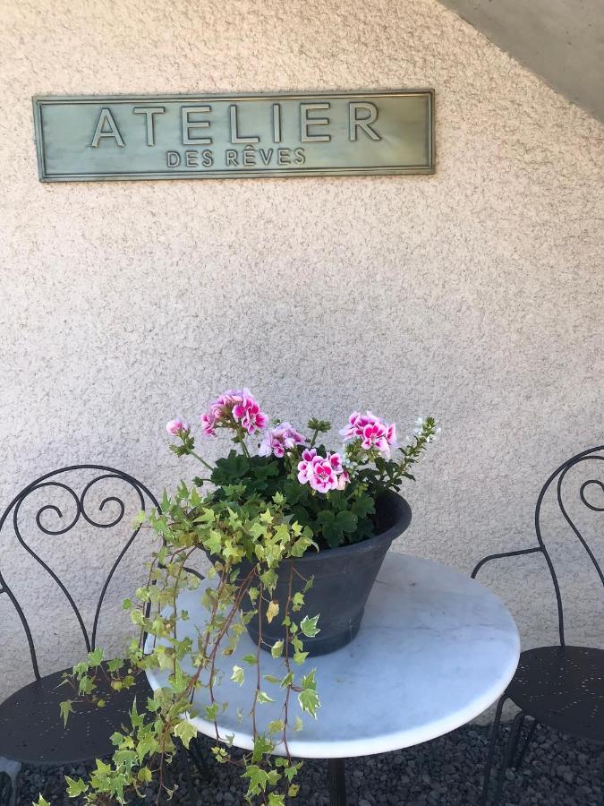 Appartamento Atelier Des Reves Vichy Esterno foto